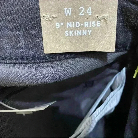 Madewell 9” mid rise skinny jeans new with tags distressed size 24 - Picture 3 of 5